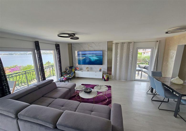 Apartment A3, for 6 persons
