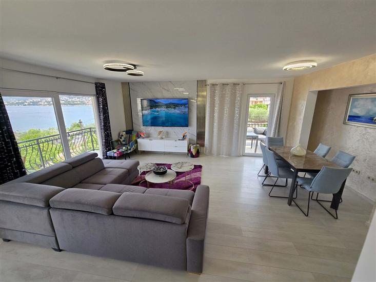 Apartment A3, for 6 persons