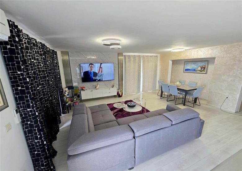 Apartment A3, for 6 persons