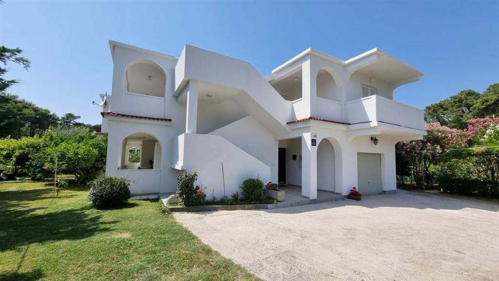 Apartment Lopar