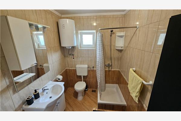 Apartment A1, for 5 persons