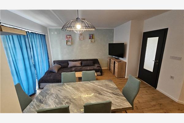 Apartment A1, for 5 persons