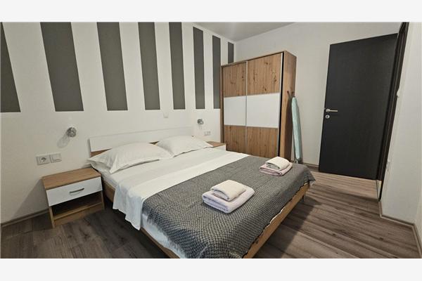 Apartment A1, for 5 persons
