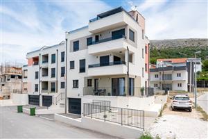 Apartment - Podstrana