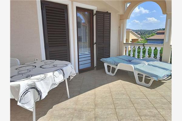 Apartment A1, for 5 persons