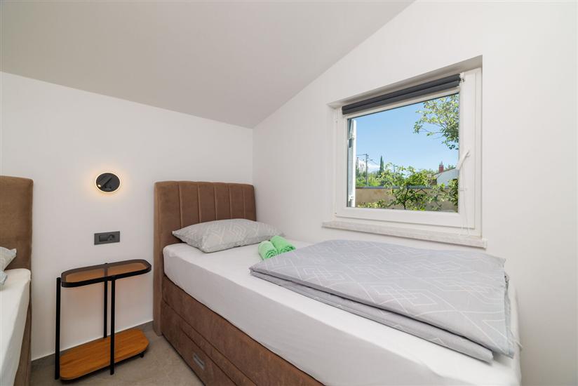 Apartment A3, for 5 persons