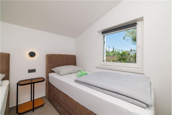 Apartment A3, for 5 persons