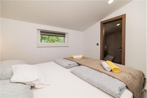 Apartment A3, for 5 persons