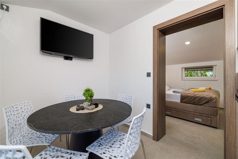 Apartment A3, for 5 persons