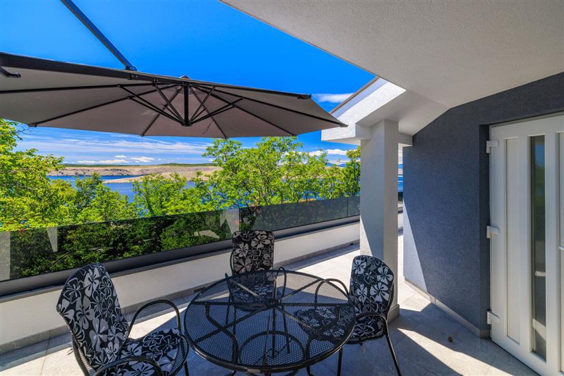 Apartment A3, for 5 persons