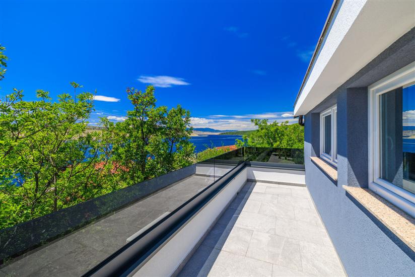Apartment A3, for 5 persons