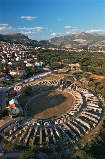 Apartment Antique view Solin