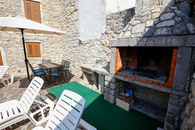 House Dragica