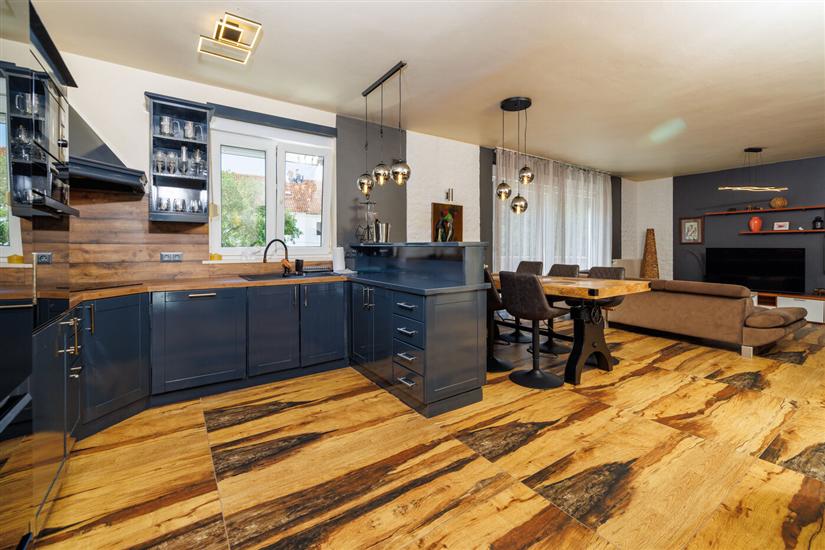 Apartment A5, for 5 persons
