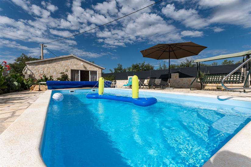 House Skarpini Dvori Peaceful Retreat