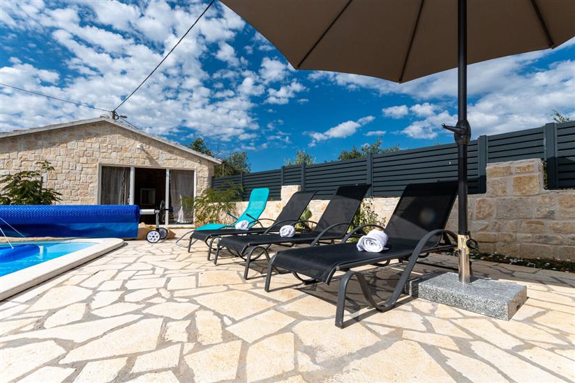 House Skarpini Dvori Peaceful Retreat