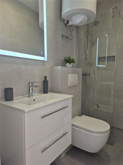 House K1, for 8 persons