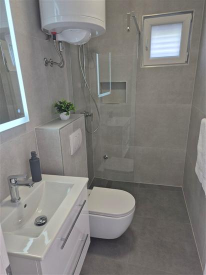 House K1, for 8 persons