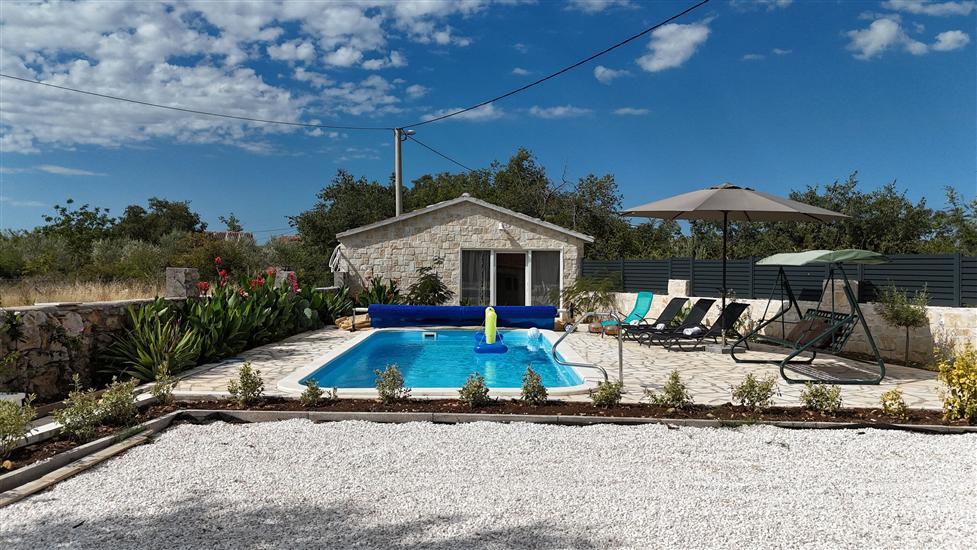 House Skarpini Dvori Peaceful Retreat