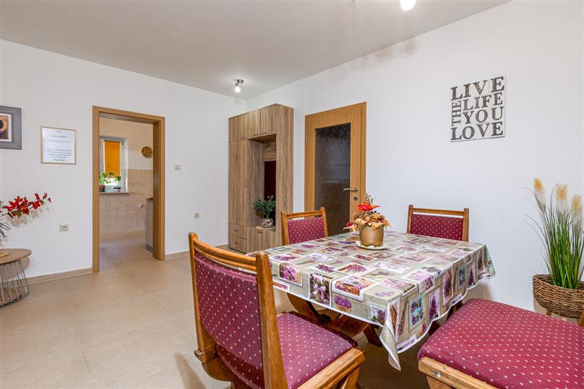 Apartment A3, for 4 persons