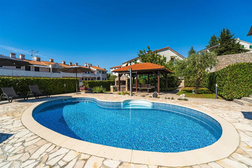 Villa Ore