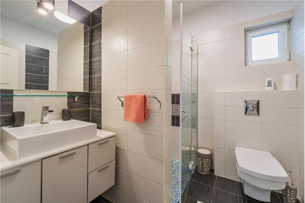 House A1, for 10 persons