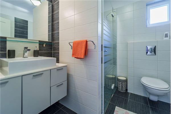 House A1, for 10 persons
