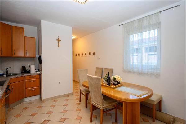 Apartman A1, na 6 osebe