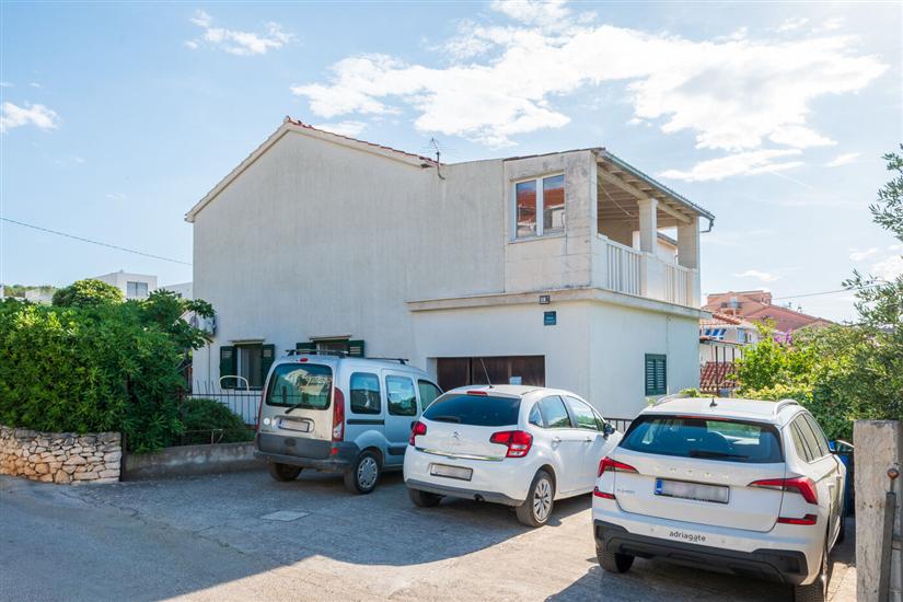 Apartment Sani