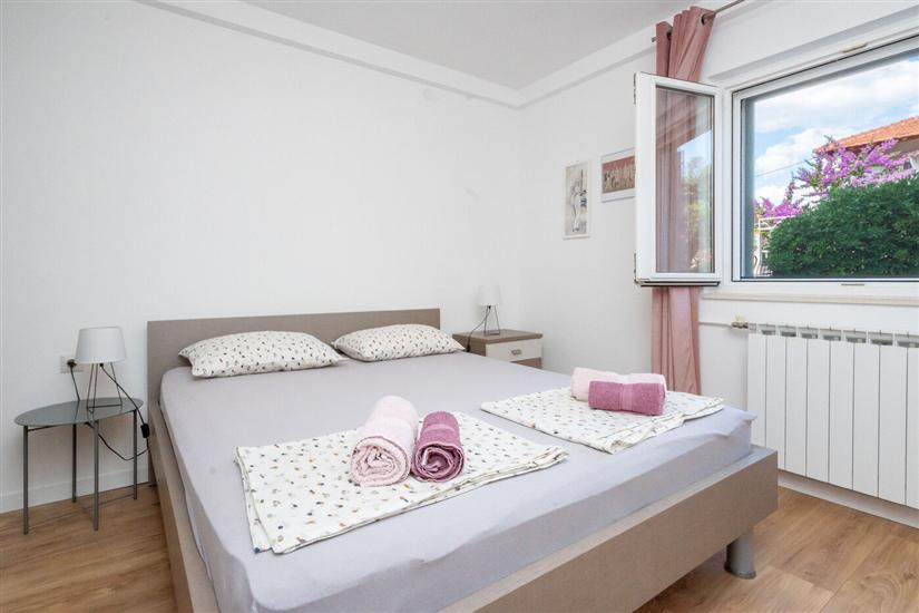 Apartment A1, for 2 persons