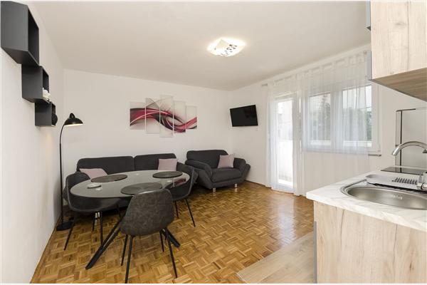 Apartment A2, for 3 persons