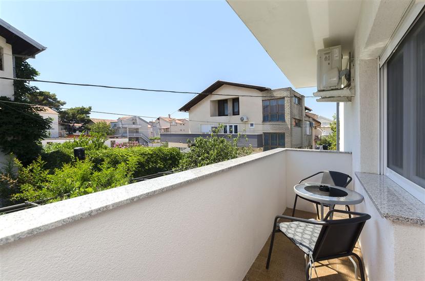 Apartment A2, for 3 persons