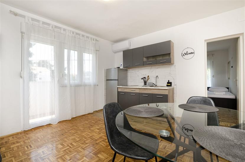 Apartment A2, for 3 persons