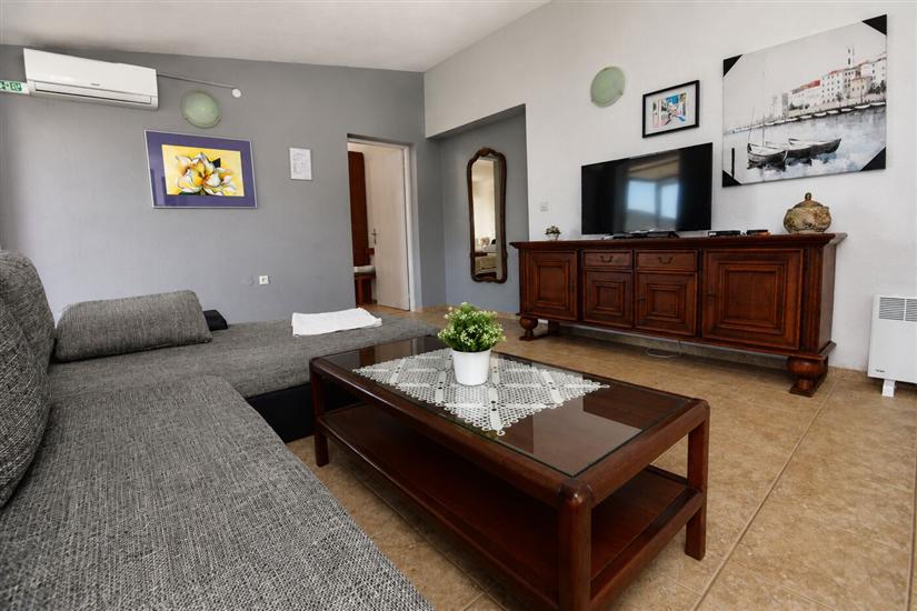 Apartment A2, for 4 persons