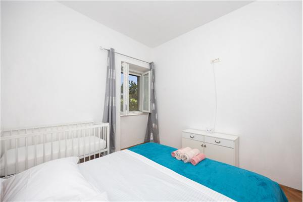 Apartment A1, for 6 persons
