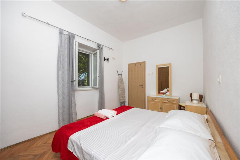 Apartment A1, for 6 persons