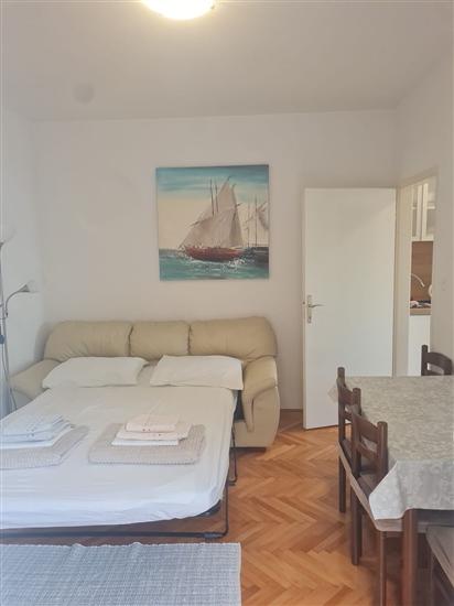 Apartment A1, for 3 persons