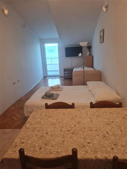 Apartment A2, for 4 persons