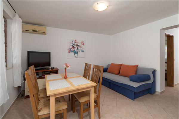 Apartment A2, for 4 persons