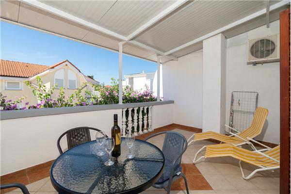 Apartment A2, for 4 persons