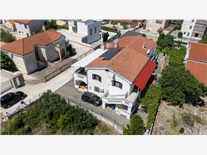 Apartment Zadar riviera,BookMarijanFrom 100 €