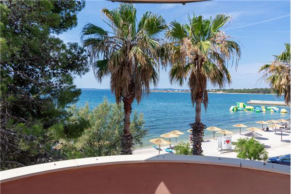 Apartment A16, for 6 persons