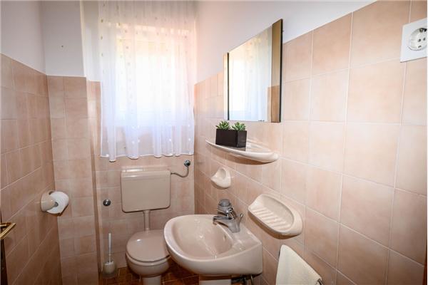 Apartment A1, for 6 persons