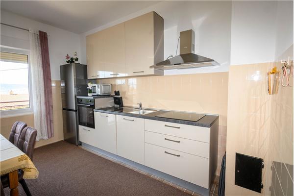 Apartment A1, for 6 persons