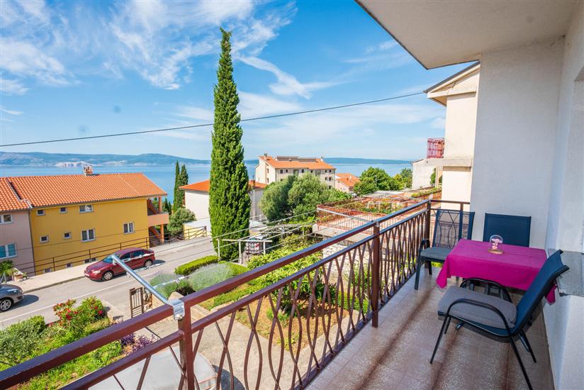 Apartment A1, for 6 persons