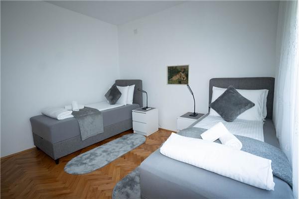 Apartment A1, for 6 persons