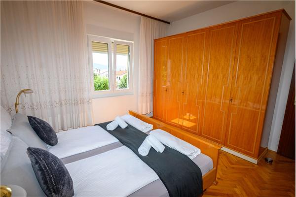 Apartment A1, for 6 persons