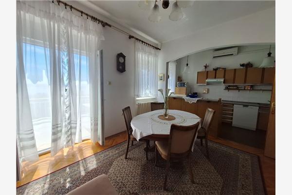 Apartment A1, for 5 persons