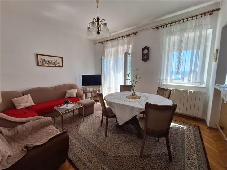 Apartment A1, for 5 persons