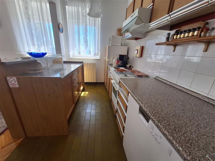 Apartment A1, for 5 persons